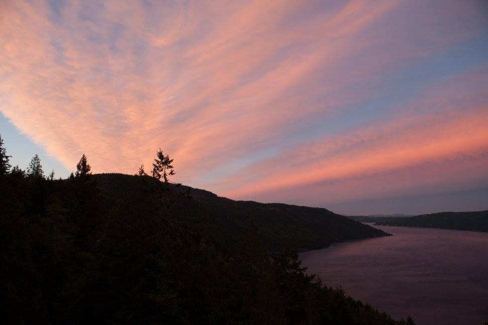 Moon Water Lodge Malahat Extérieur photo